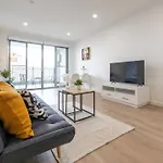 Prospect Apartments - Luxury Accommodation Near City